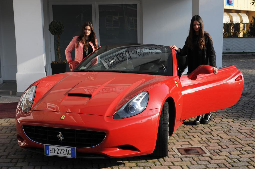 H5-5H Luxury Room Maranello Dış mekan fotoğraf
