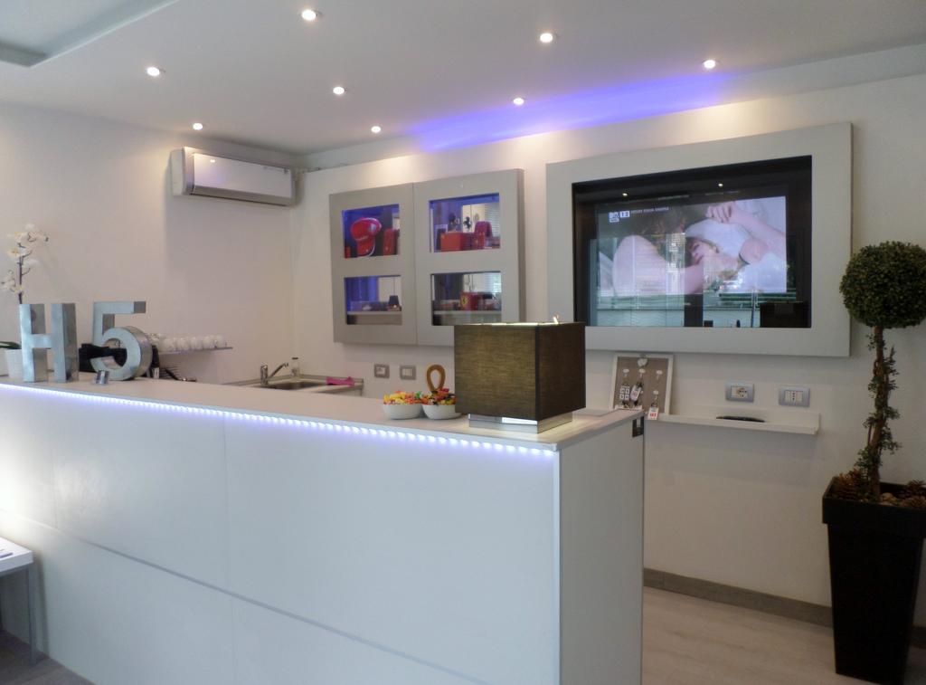 H5-5H Luxury Room Maranello Dış mekan fotoğraf